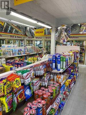 Mobil Gas Station with Big Bee Convenience for Sale in Niagara Falls