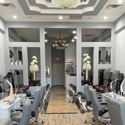 BEAUTY NAIL SALON FOR SALE IN RICHMOND HILL