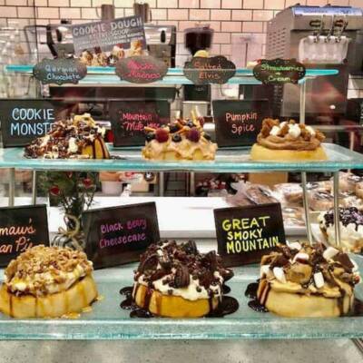 Cinnaholic Plant-Based Bakery Franchise for Sale