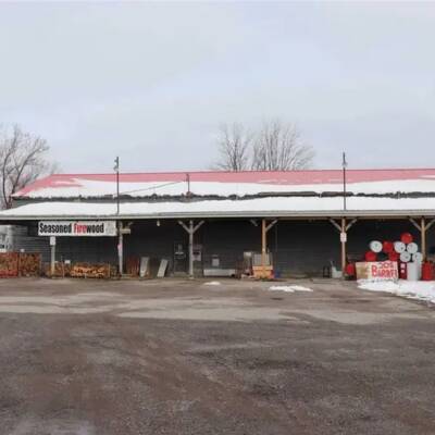 6,000 SF BARN FOR LEASE IN BRADFORD