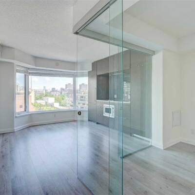 SINGLE BEDROOM DEN CONDO UNIT FOR SALE IN GTA