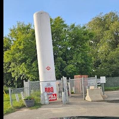 Petro Canada + Coin & Tunnel Carwash