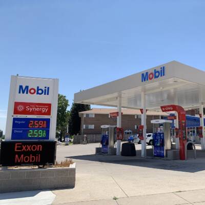 Mobil Gas Station for Sale in Kirkland