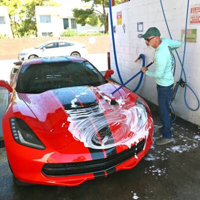 4 Bay Coin Car Wash in Belleville Area