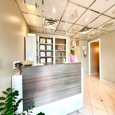 Well-established spa business for sale! (4095 Oak St, Vancouver, BC, Canada)