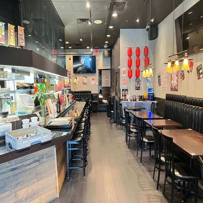 Restaurant in Aberdeen Center for sale! （2790-4151 Hazelbridge Way, Richmond, BC, Canada）