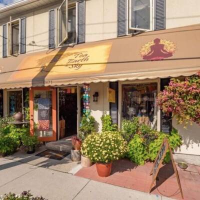 Profitable Tea & Spirituality Retail Store for Sale in St. Jacobs, ON