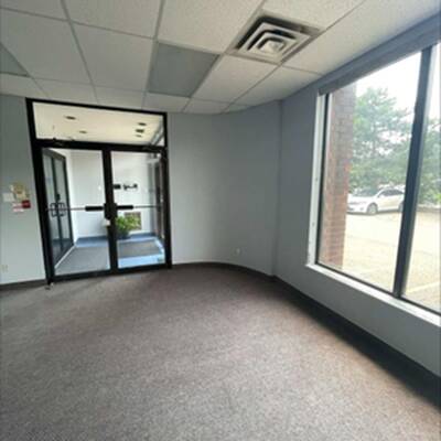 Office Space in Mississauga for Sub Lease