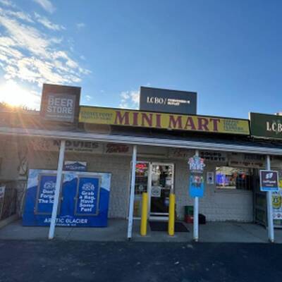 Mini Mart + Property for Sale in Lakeshore