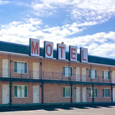 Motel For Sale With 29-32 Doors in Edmonton, Alberta