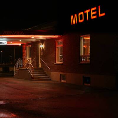 Motel With 45-49 Doors For Sale in Edmonton, Alberta