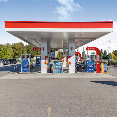 Gas Station for Sale in Newmarket, ON