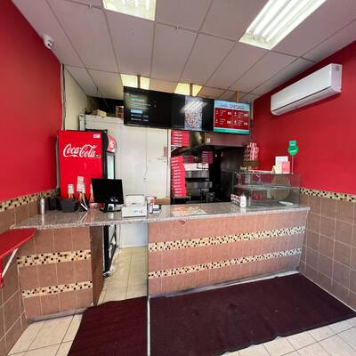 Branded Pizza Restaurant For Sale In Mississauga