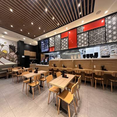 Turnkey franchise ramen restaurant available for sale （534 5000 Canon pass way,tsawassen）