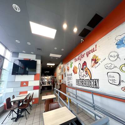 Thriving Fried Chicken Franchise for Sale（8631 Granville Street Vancouver）