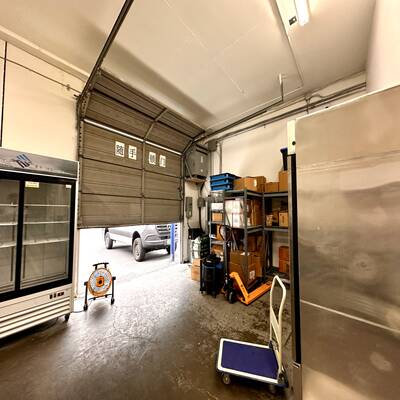 Fully Equipped Central Kitchen Business（2155 - 12191 Hammersmith Way）
