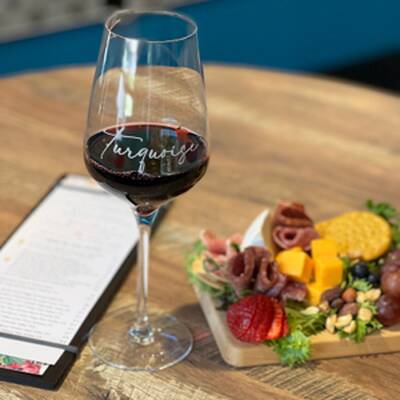 Turquoise Wine Bar Franchise Opportunity in USA