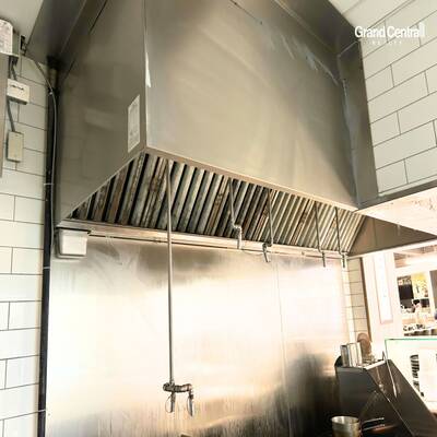 Coquitlam Centre Ramen Food Court (2440-2929 Barnet Hwy，Coquitlam)