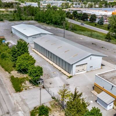 25,387 Sqft Commercial Retail Building FOR LEASE in Belleville!