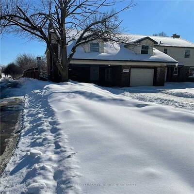 Recently Renovated Detached 2 Storey for Income Generators