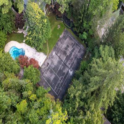 137 x 177 Ft Lot, Heart of Mississauga's Prestigious Gordon Woods Community