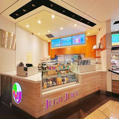 Well-Established Jugo Juice located inside CF Pacific Centre（FC3 701 W GEORGIA STREET）