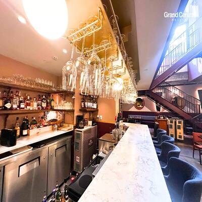 Spacious 2,500 sq ft Restaurant（811 W PENDER STREET）