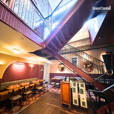 Spacious 2,500 sq ft Restaurant（811 W PENDER STREET）