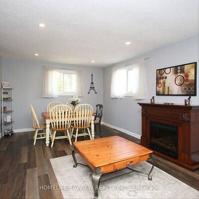 2nd Floor Apartment For Lease in Kawartha Lakes