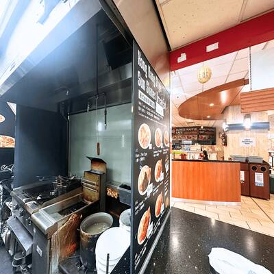 Turnkey Franchise Food Court in Prime Downtown Vancouver（230 1055 W Georgia St）