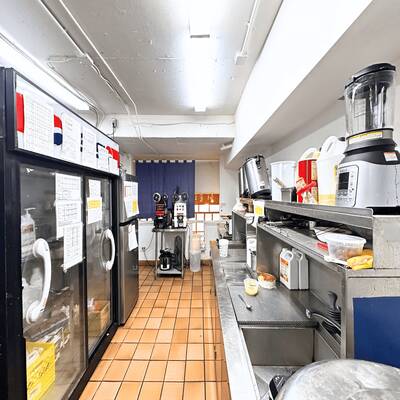 Turnkey Food & Beverage Business (4515 W 10TH AVENUE)