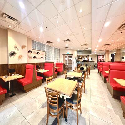 Well-established Restaurant Business in Prime Richmond Location（180 - 8111 Anderson Rd.）