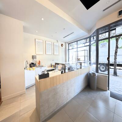 Super Prime Café Opportunity in the Heart of SFU（8982 UNIVERSITY HIGH STREET）