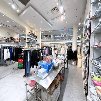Well-established Fashion Retail Business Opportunity（2770 4151 Hazelbridge Way）