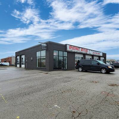 Commercial Building For Sale in Orakvile