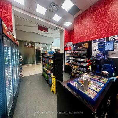 INS Market in St Clair Centre