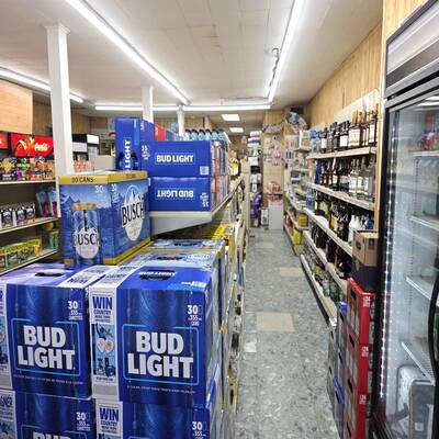 High Volume LCBO agency Convenience near London - Busy & Profitable!