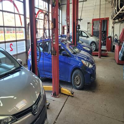 Established Speedy Auto Service in Hull, QC For Sale