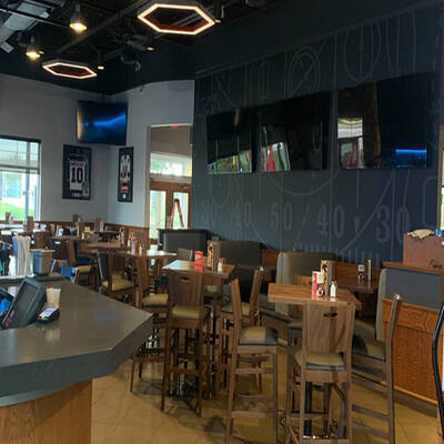 Boston Pizza - Simcoe County - Prime Retail Corridor!