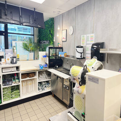 Ready-to-operate Bubble Tea Shop in Downtown Vancouver（290 ROBSON STREET）