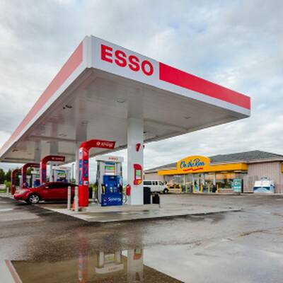 Esso Gas Station for Sale with Coin Car Wash--