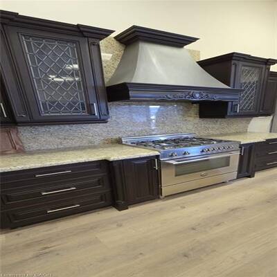 Kitchen Cabinets & Closets for sale