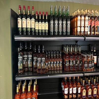 Esso +LCBO + Detached House 2 Hrs. GTA West