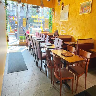 Prime Downtown Vancouver Restaurant Business for Sale (1039 Granville Street)