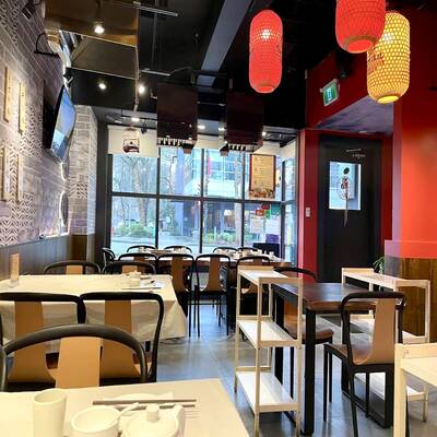 Well-Decorated Hot-Pot Restaurant in West Vancouver (2893 W Broadway)