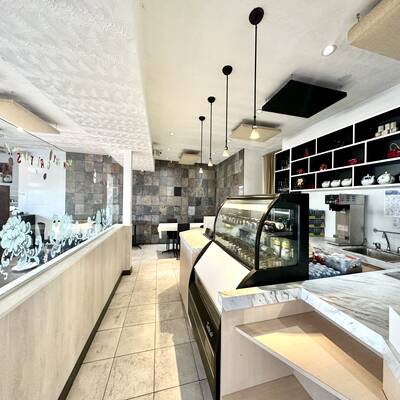 Well-Equipped Restaurant in Richmond’s Busy Bridgeport/No. 5 Road Commercial Area (110-2188 No.5 Road)